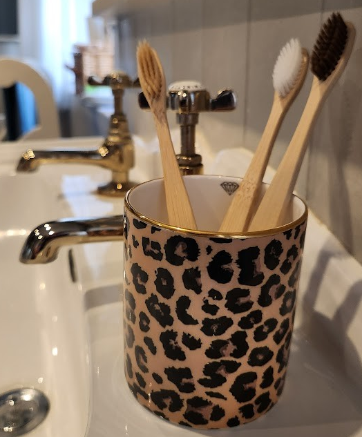 'Wild Thing' Candle Pot