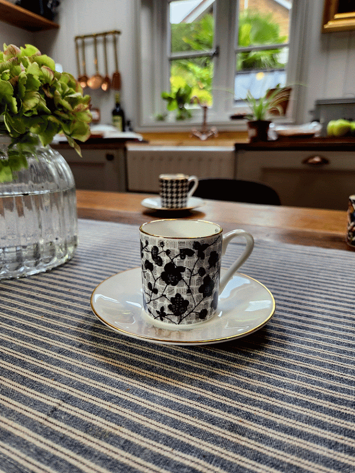 Espresso Cups & Saucers