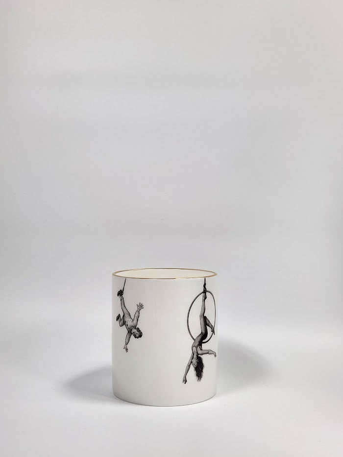 'Air dance' Candle Pot