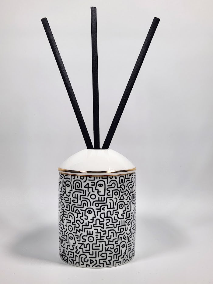 'Face Maze' Diffuser