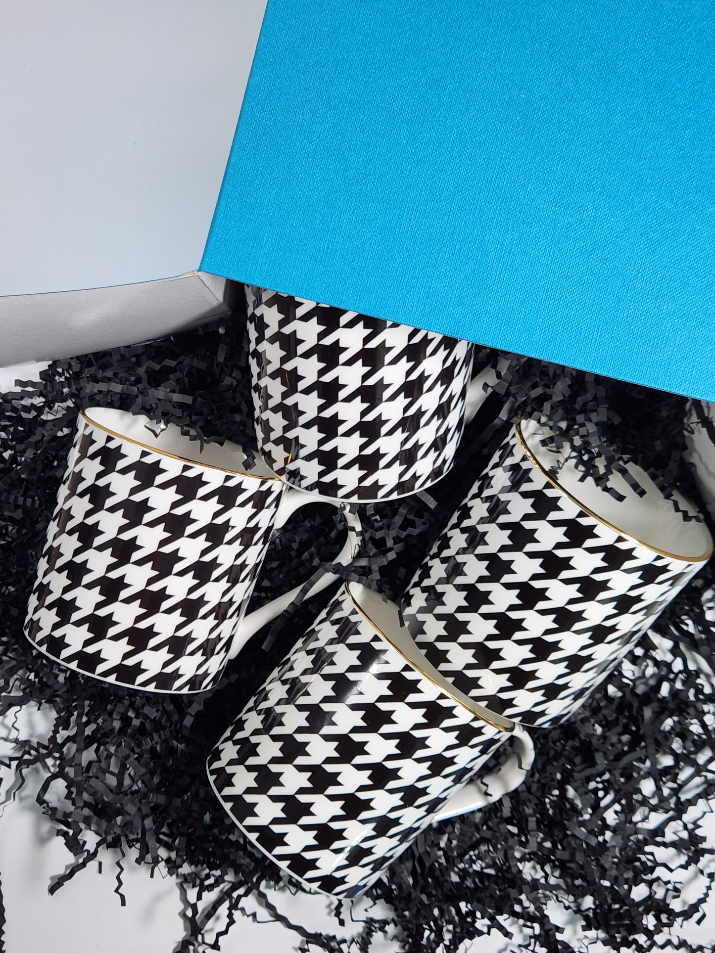'Houndstooth Noir' Mug